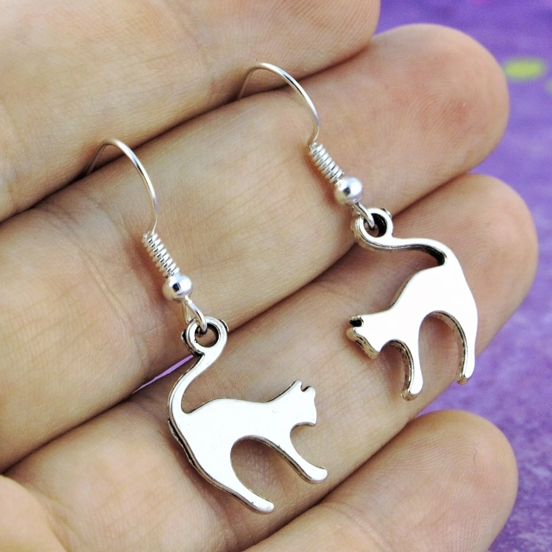 

Witchcraft Cat Charm Pendant WITCH Simple Cat Earrings Women Earrings Holiday Gifts Ancient Silver Fashion Trinkets Jewelry