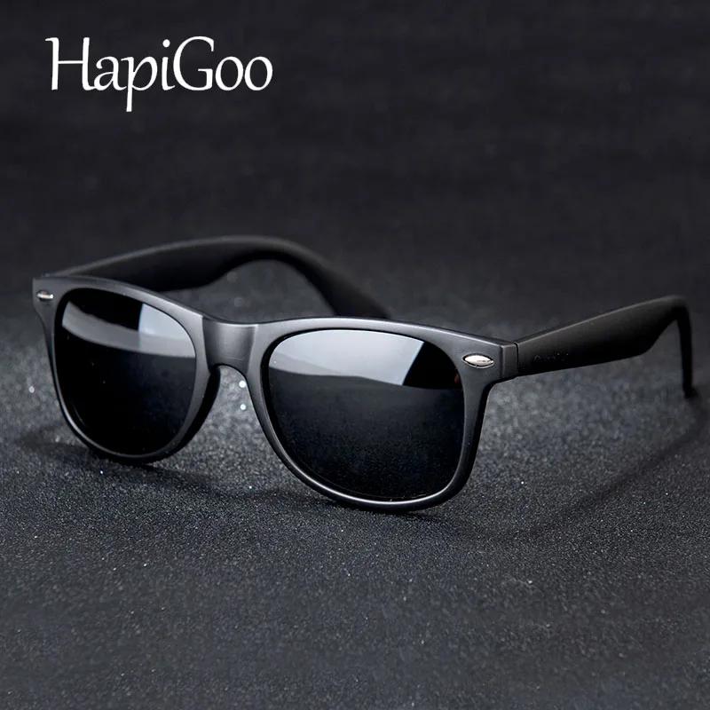 

HAPIGOO Brand Fashion Polarized Sunglasses Men Driving Mirrors Coating Points Black Frame Fishing Driving Male Sun Glasses UV400