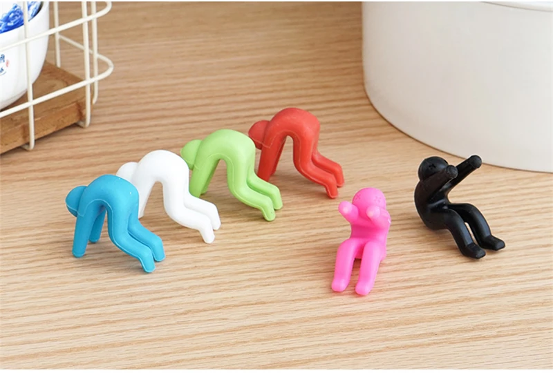 Kitchen Creative Silicone Spill-proof Villain Raise Lid Heightening for Pot Cover Anti-overflowing Phone Holder Stand