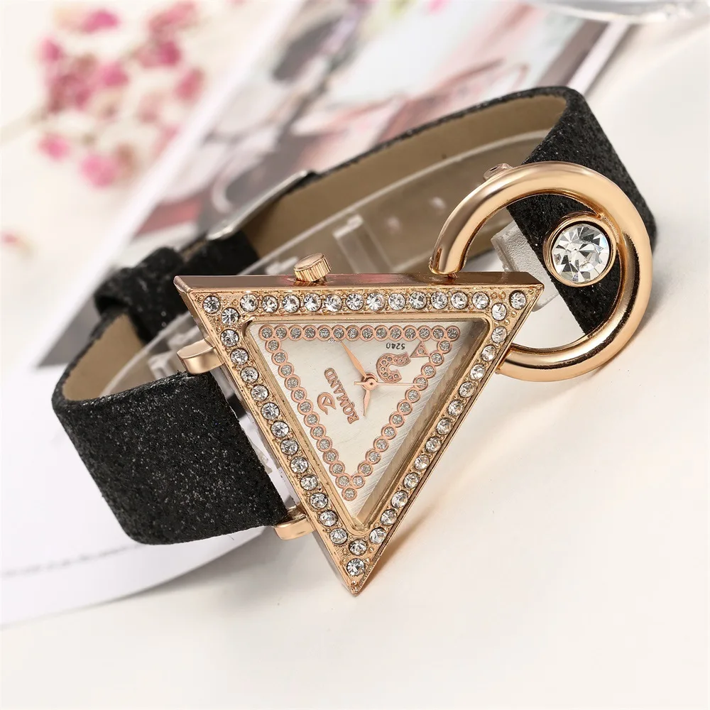 

Delicate Triangle Women Watches Fashion Rhinestone Female Leather Quartz Wrist Watch Elegant Ladies Watch Reloj Mujer