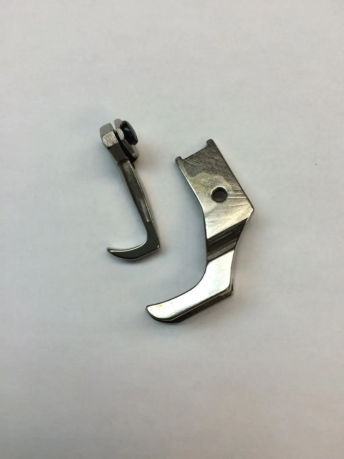 

Подходит для станок для хождения с 5/16 прорезными трубопроводными ножками Canbus S32