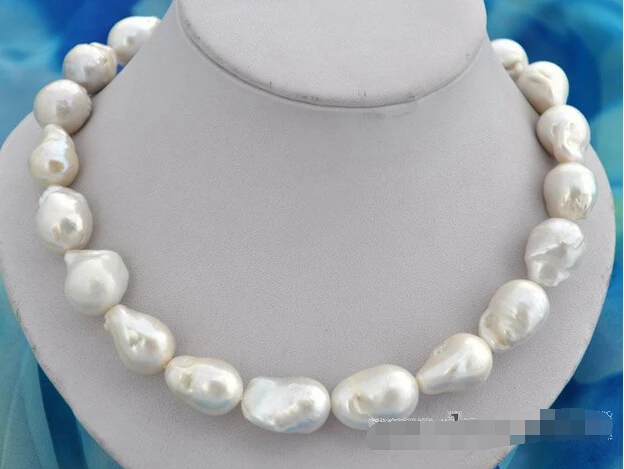 

>>>>17"23mm baroque white Reborn Keshi pearl necklace