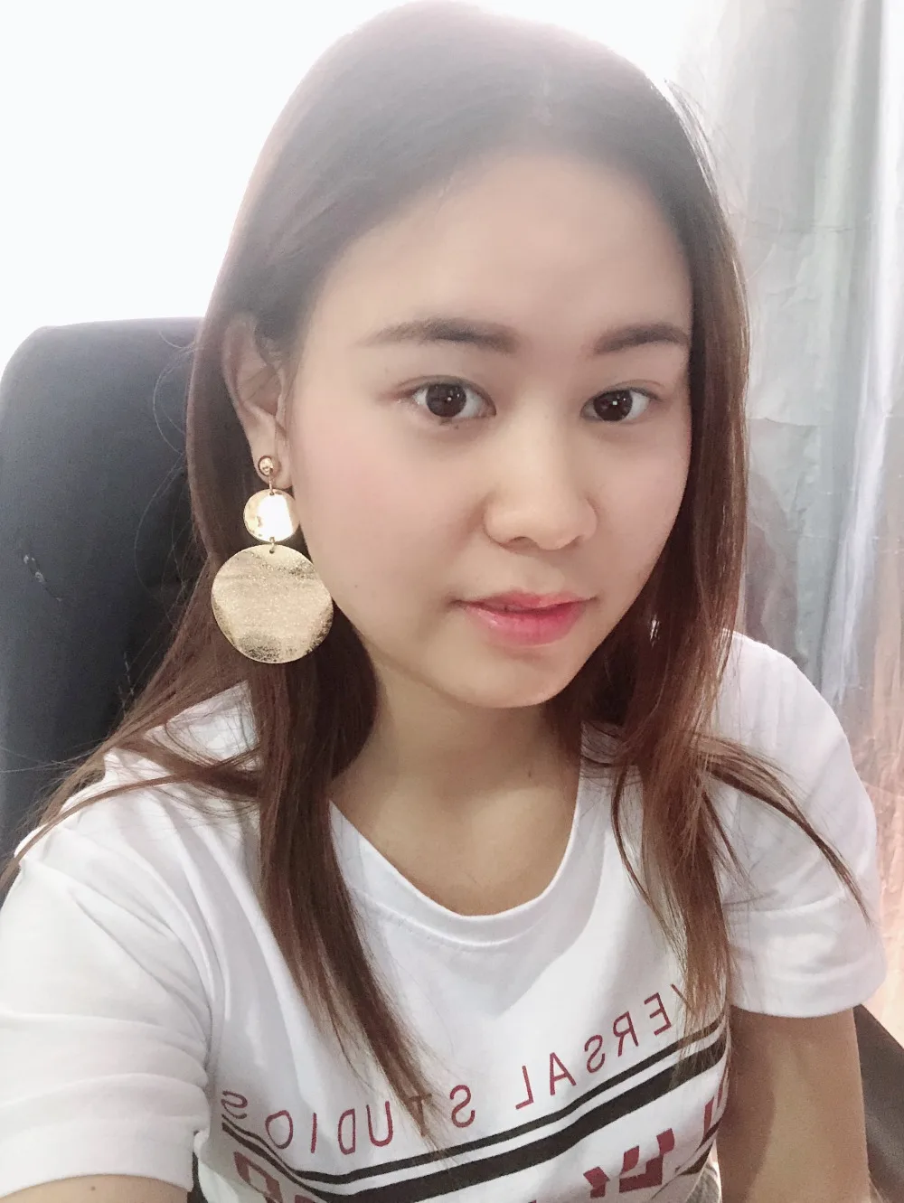  (2)