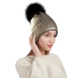 Bronzing цвета: золотистый, серебристый шапки из искусственного енота Мех животных помпоном шляпу капот Для женщин Вязание теплые зимние Шапки