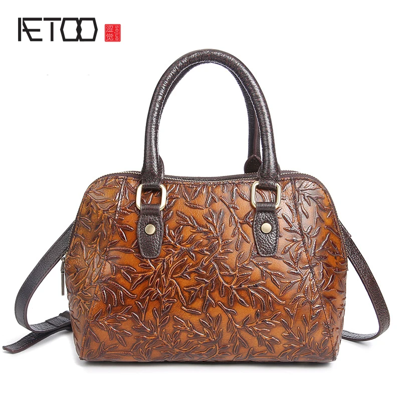 

EUMOAN Retro lady Messenger bag casual fashion bag leather first layer leather postman package handbag tide