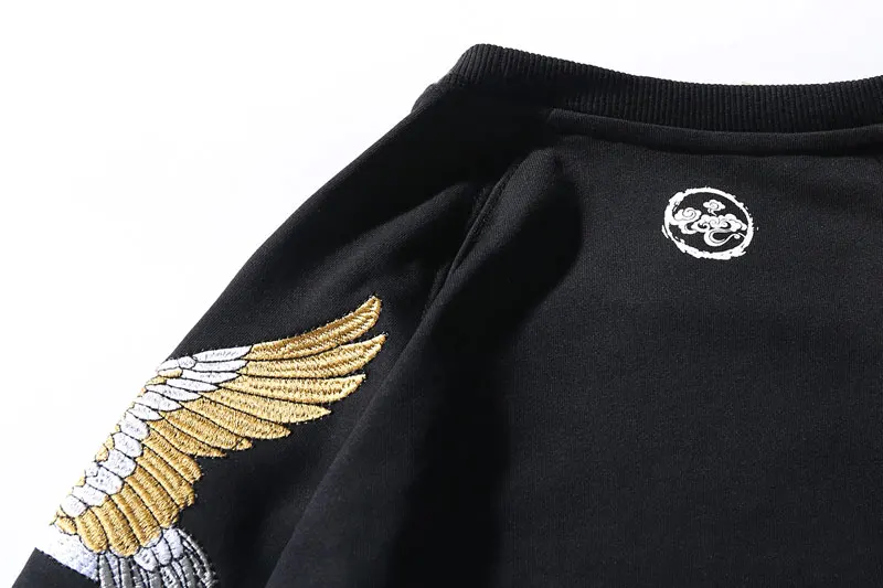 Sleeve Embroidery Crane Pullover Hoodies 9