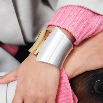 

MANILAI Classic Punk Shiny Surface Alloy Statement Cuff Bangles Bracelets For Women Fashion Jewelry Big Alloy Bangle Wholesale