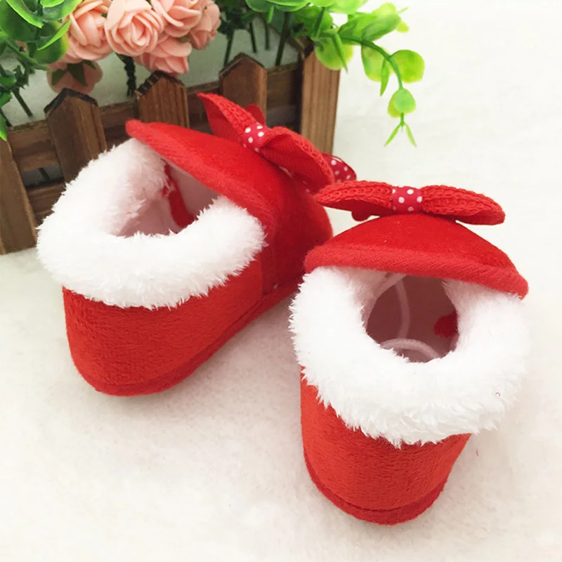 Зимние теплые для детей обувь для девочек с бантом Розовый и красный цвет меха носочки с изображением снежной принцессы мягкая детская кроватка, туфли, ползунки; на возраст от 0 до 18 месяцев