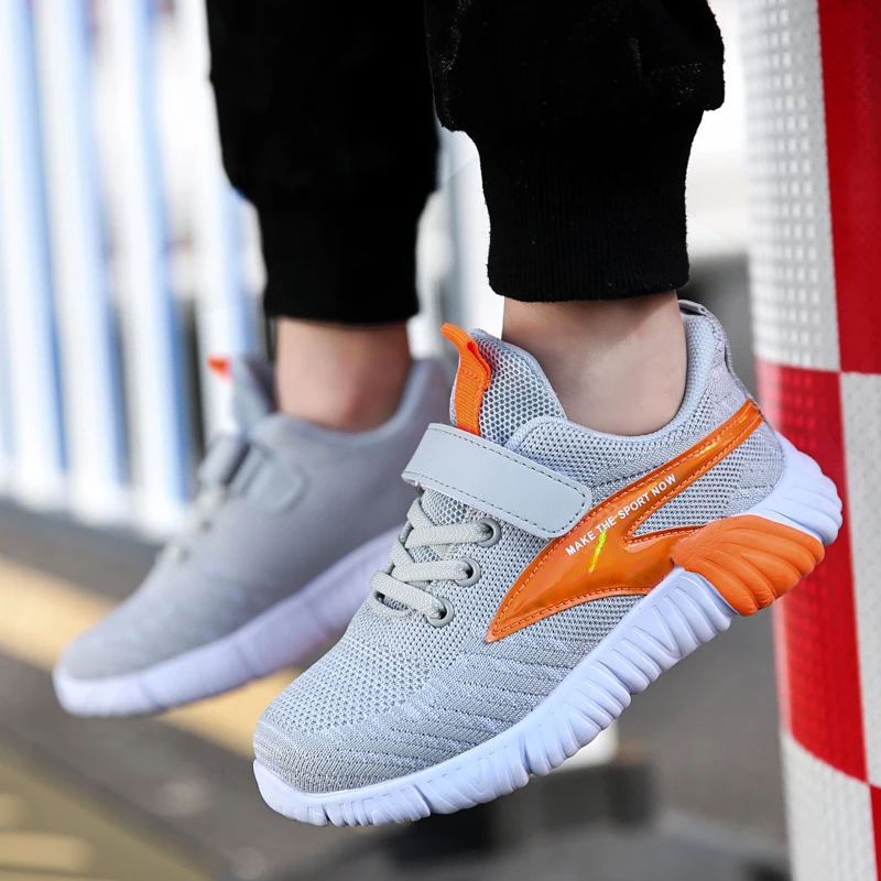 Оригинальные детские кроссовки Бег Обувь для мальчиков и девочек Ультрас носимых детей Desert Rat 500 Kanye Boost 700 тренер макс размер 40