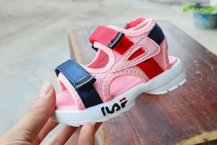 Sapatos de Praia Sapatos de Dedo do pé Plana do Bebê da Criança Meninas Sandálias Verão Novos Meninos Sapatos Romanos Aberto Preto Rosa Branco 2020 14 Mamãe e Bebê