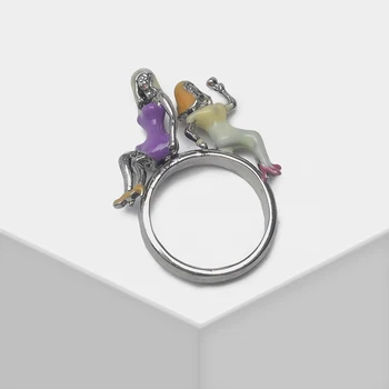 

Amorita boutique Fashion figure design ring