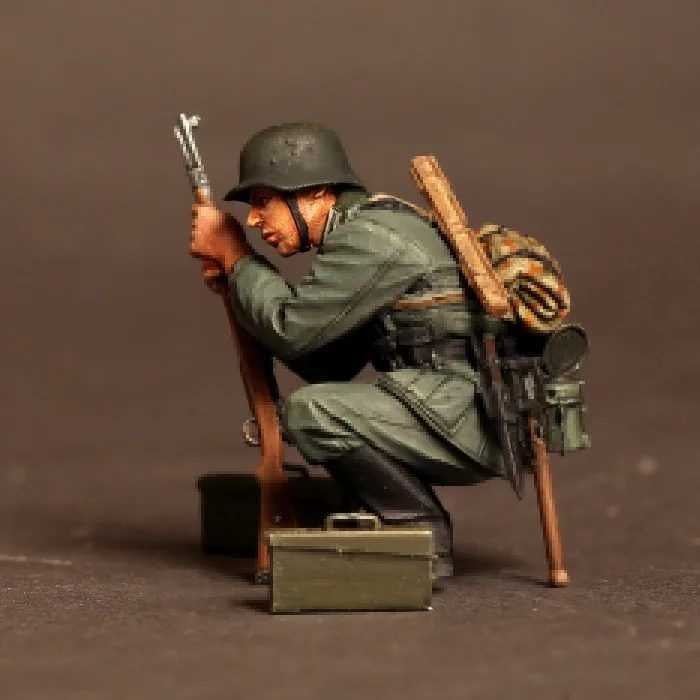 

pre order-Resin toys 3524 German infantryman.1 1939-42 Free shipping Quality products