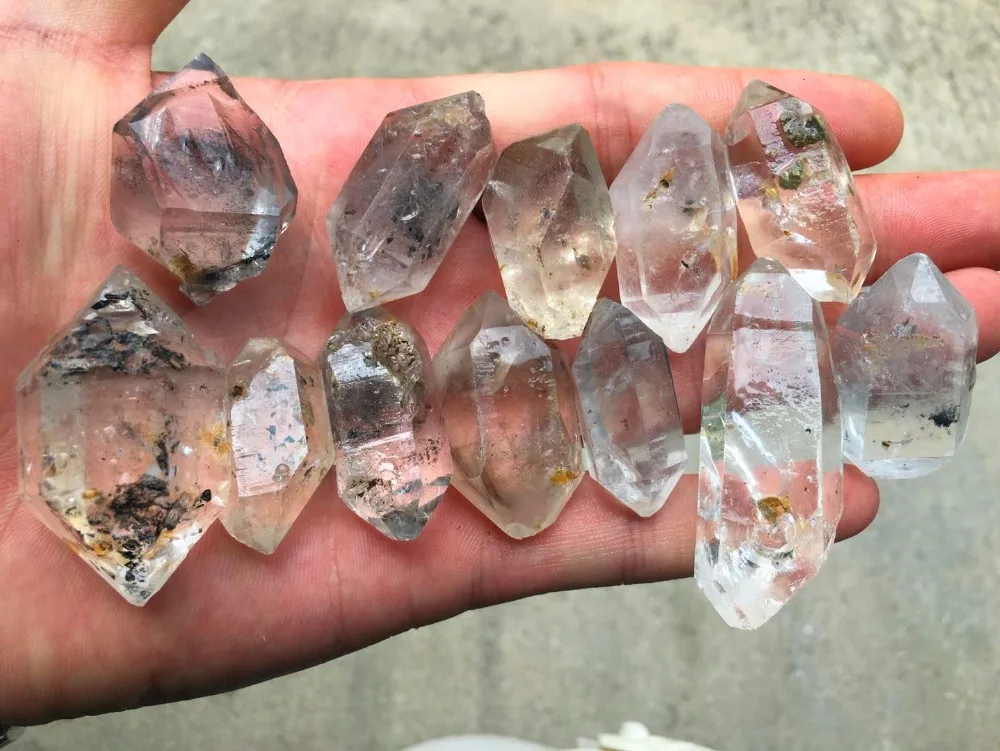 12 pieces, a kind of natural transparent double point quartz crystal