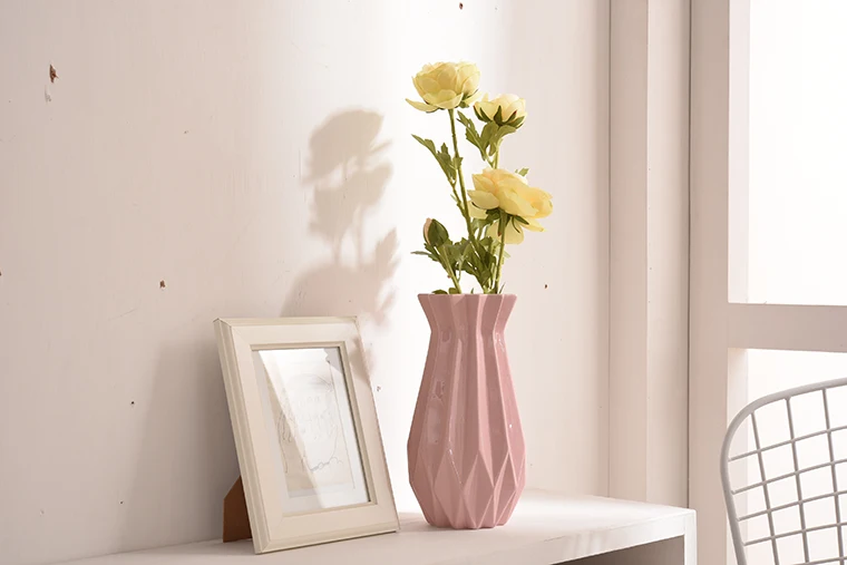 Европейский минимализм керамическая ваза современная столешница Цветочная ваза для растений креативные полосатые цветы керамическая ваза для дома свадебные декорации - Цвет: pink s