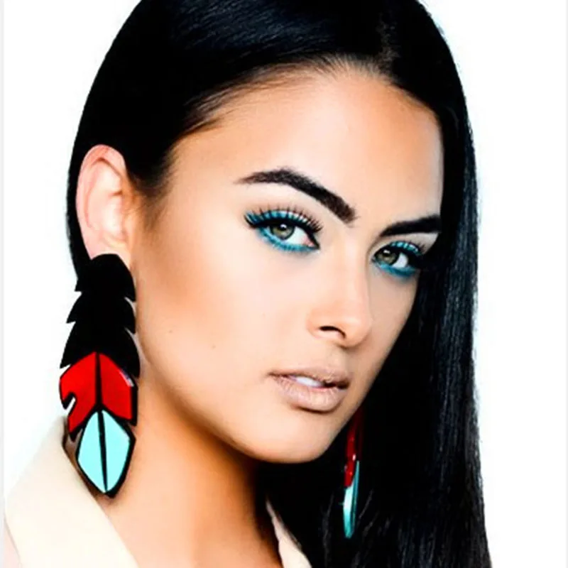 

Global epidemic fluorescent feather earrings exaggerated Drop earrings For Women DJ boucles d'oreilles pendantes SWXFS221