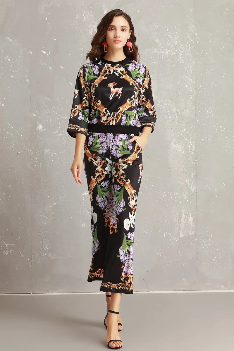 

Chic animal print women suits 2018 autumn runway floral print sweatshirts+ell-bottom trousers two piece set D650