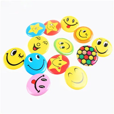 10PCS-Children-Cartoon-Emoji-Smile-Badges-Plastic-Cartoon-Brooch-Button-Badge-Kids-Party-Gifts-Prize (1)