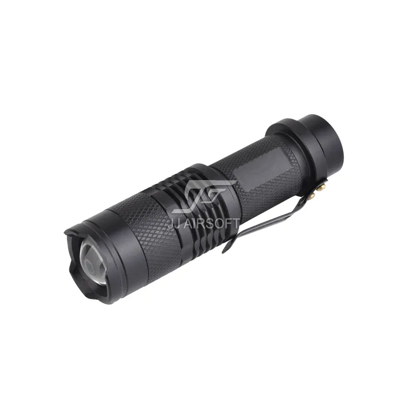 

Element Mini Telescopic Zoom Flashlight (Black)