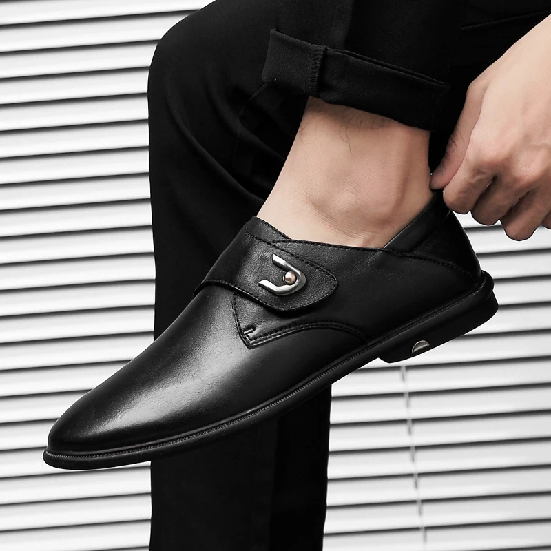 

Fashion men shoes summer Autumn Style Soft Moccasins Men Loafers outdoor breathable High Quality Genuine Leather Men Flats shoes
