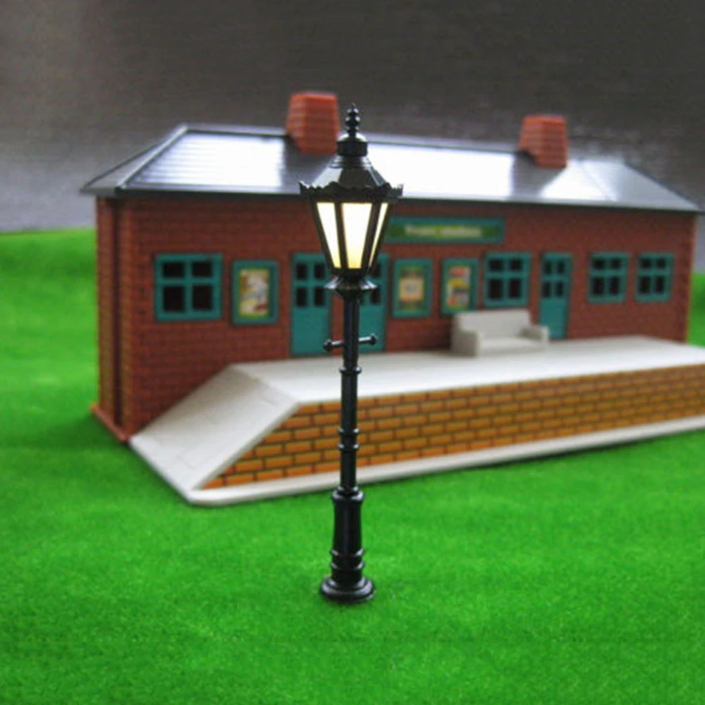 

10pcs O Scale Long Life Antique Lampposts LEDs Garden Park Lights Lamps Model Scenery Layout Street Light