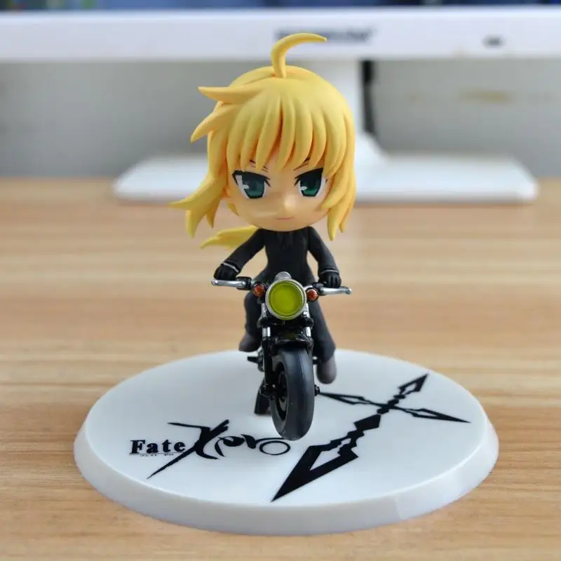 

10cm Cute Cartoon PVC Collection Action Figure Fate Stay Night Saber Interchangeable "Nendoroid 121# Q Version Anime Model Doll