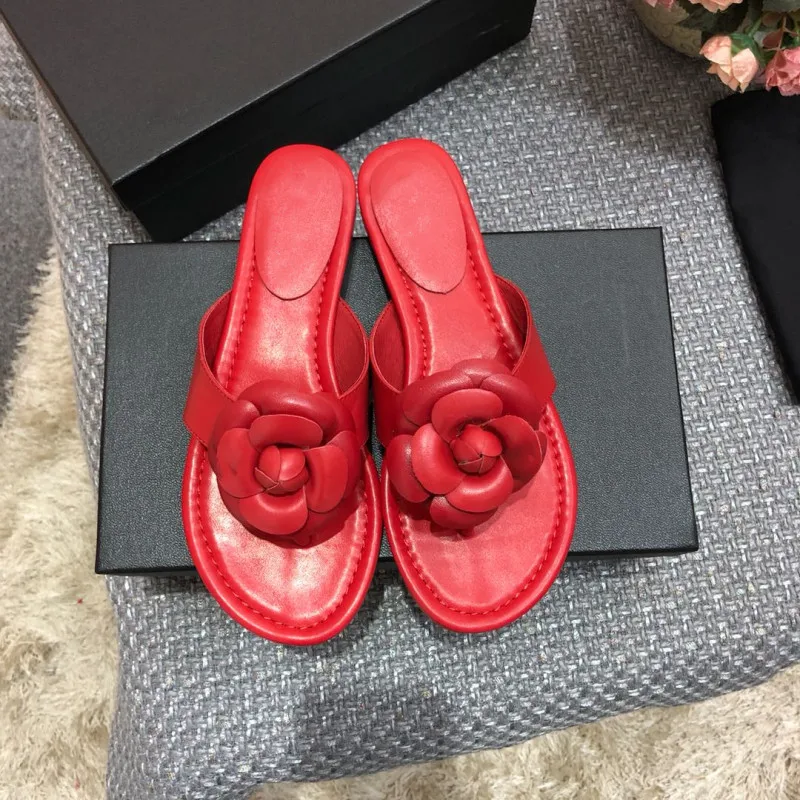 

2019 Summer Sweet Flower Slippers Flip Flops Women Sandals Female Beach Shoes Outside Flat Slides Genuine Leather women's shoes
