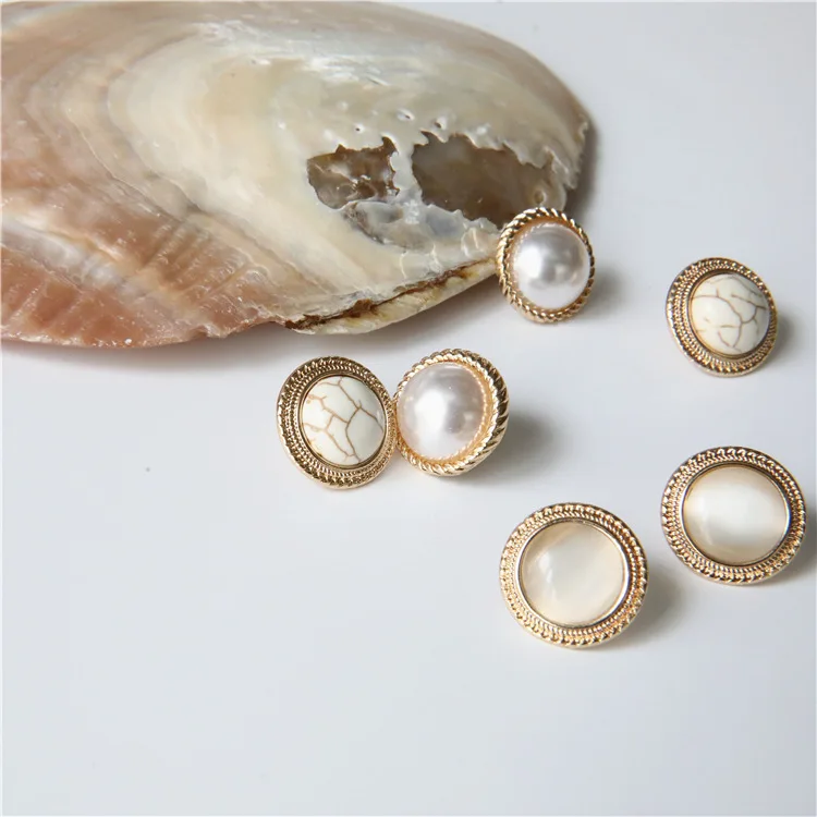 

UJBOX 2018 Korean Stud Earrings Retro Temperament Alloy Simulate Pearl Cat Eye Stone Button Stud Earrings