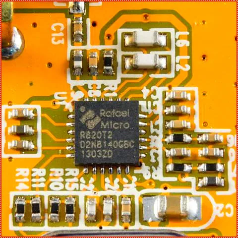 RTL2832U+R820T2 USB+(2)