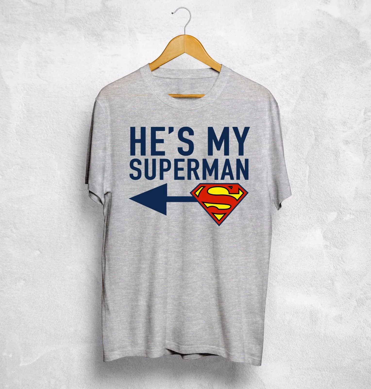 Мужская хлопковая футболка с коротким рукавом надписью He's My Superman Shes Wonder