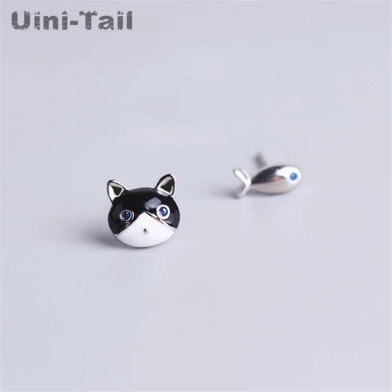 

Uini-Tail hot new 925 sterling silver kitten to eat fish asymmetric earring fashion cute earrings female hypoallergenic
