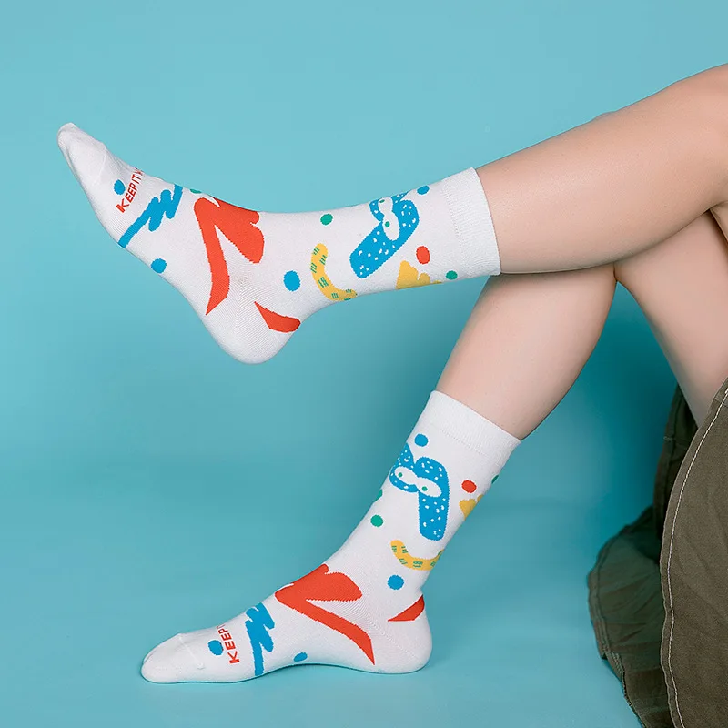 Женские хлопковые носки красочные счастливые Модные Повседневные носки белые синие животные чайки носки космические граффити полосы забавные Meias