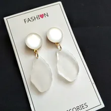 

Korea Summer Cool White Clear Irregular Transparent Ice Column Iceberg Snow Mountain Acrylic Earrings for Women Girl 293