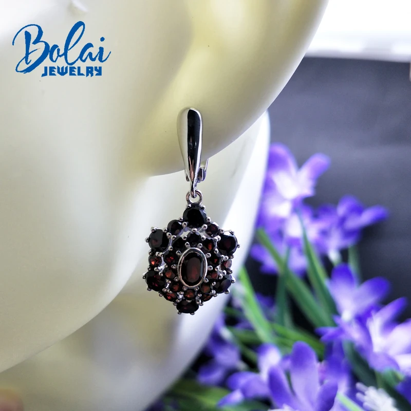 Bolaijewelry Висячие застежки красивые серьги с натуральным гранатом Изящные
