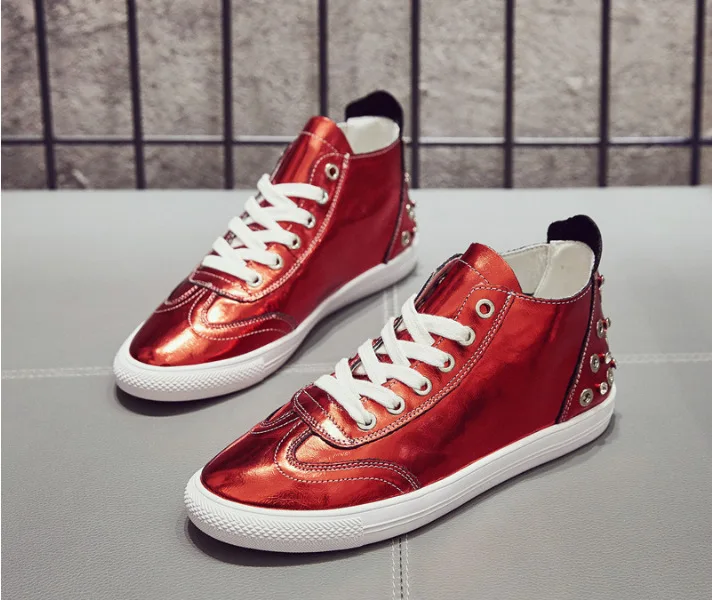 

2018 autumn new leather high cut diamond small white shoes female flat bottom with high shoes women.