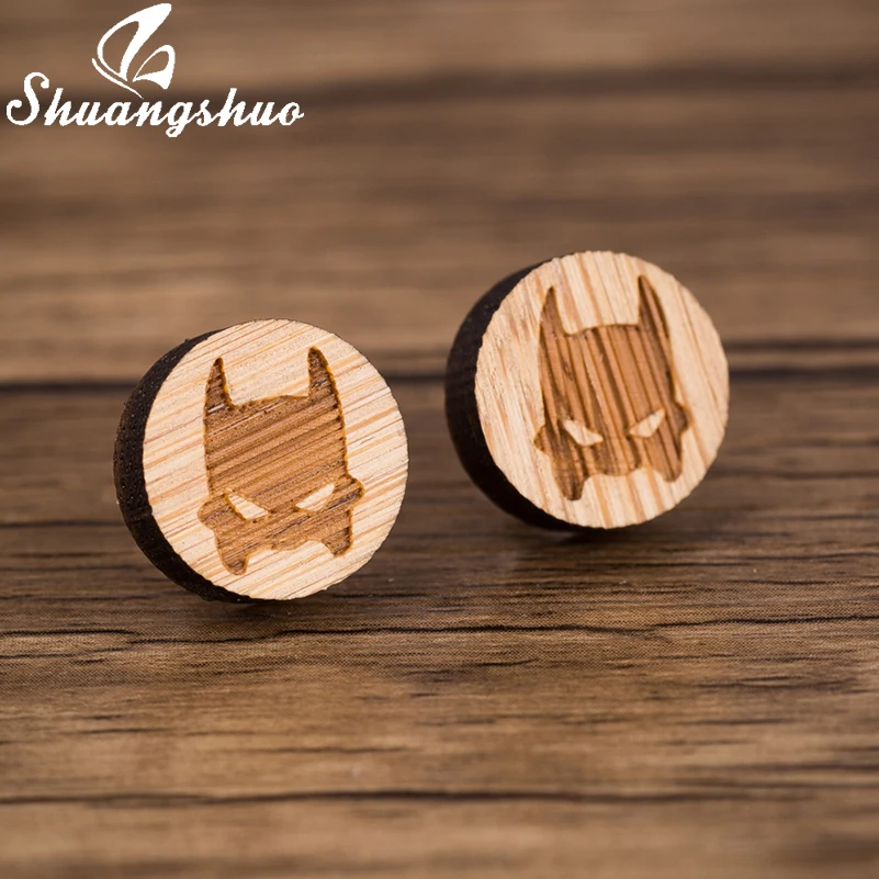 

Shuanagshuo New Fashion Bat Stud Earrings for Women Kids Wooden Jewelry Gift Batman Animal Jewelry bijoux pendientes mujer moda