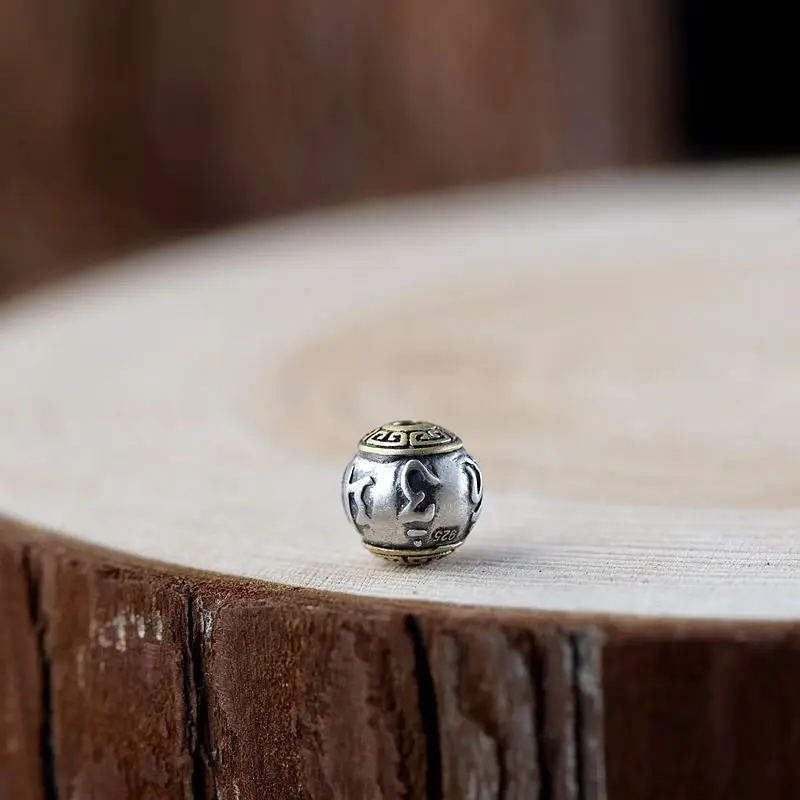 silver-om-bead009I
