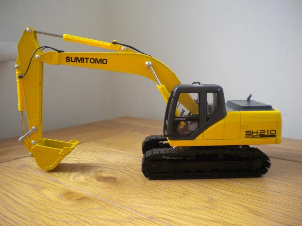 Alloy Model Gift 1:40 SUMITOMO SH210-5 Hydraulic Excavator Engineering Machinery Diecast Toy Model For Collection,Decoration
