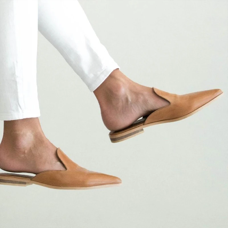 

High Quality PU Leather Women Low Heel Slippers Fashion Mule Shoes Pointed Toe Slides Patchwork Sandal Ladies Zapatos Mujer 2019