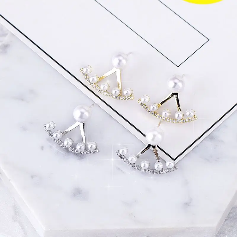 

XIUMEIYIZU Cubic Zirconia Shell Pearl Beads Copper Clip Earring Fashion Jewelry Ear Fan Jackets Earrings