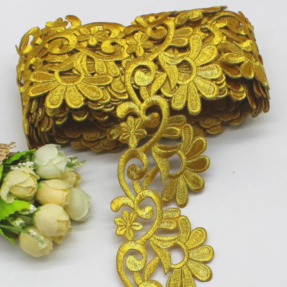 YACKALASI 3 ярда/Лот Золотой карнавальный костюм плетеная вышитая кружевная винтажная аппликация с железом на золоте и серебряном металлическом кружеве 6 см - Цвет: Gold
