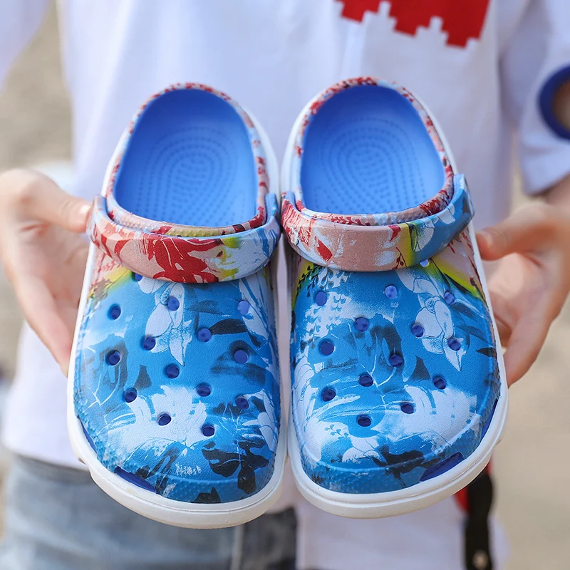 Alllwesome Croc Shoes Men Summer Sandals Lightweight Massage Camouflage Flip Flops Gladiator Sandals Clogs Crocsnessinglys 2019