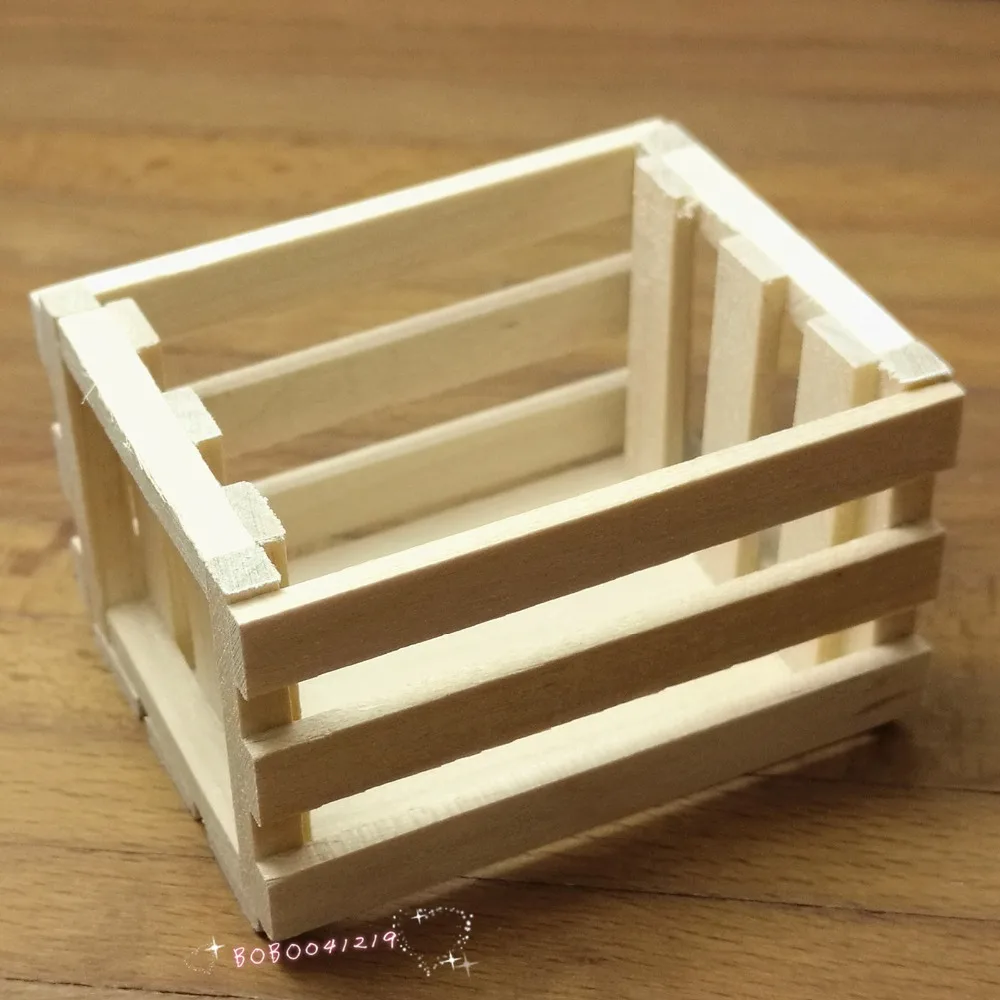 

Dollhouse Miniature Toy 1:12 Kitchen A Wooden Basket Box Length 5cm SPO659