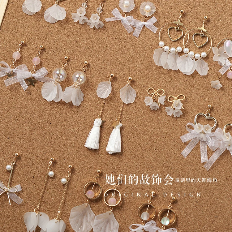 

Princess sweet lolita earrings Original design Sweet Japanese Flowers Earrings Daily and all match Pearl Earrings GSH234