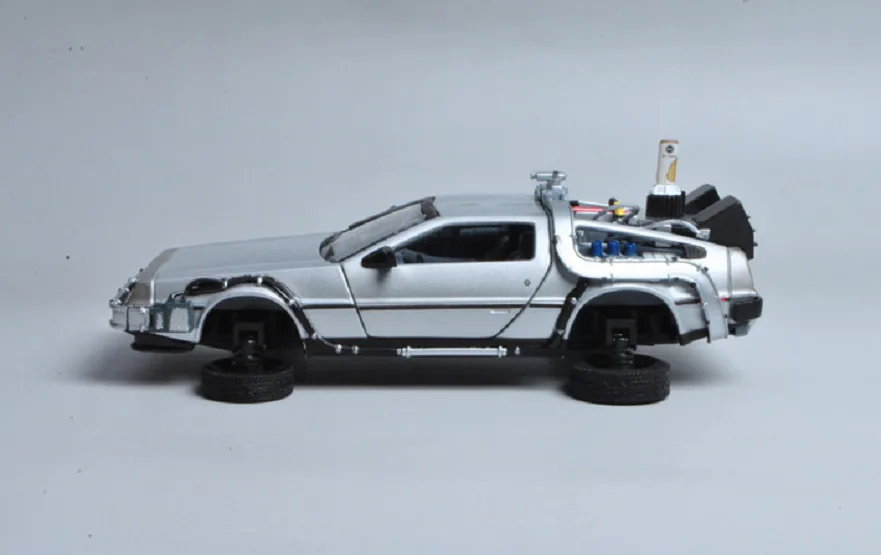 Welly 1:24 Delorean Time Machine Назад в будущее часть 2 Летающий режим литая модель автомобиля