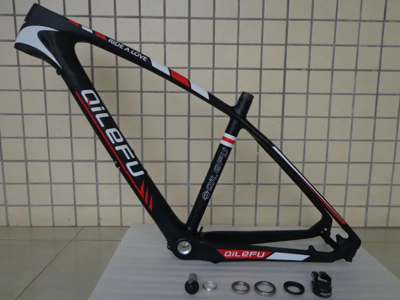 

Newest QILEFU 26"*15/17" inch Mountain bike lightest matte UD full carbon fibre bicycle frames MTB 26er headset Free shipping