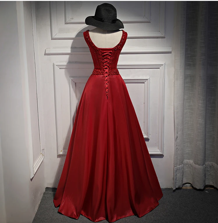 Walk Beside You Burgundy Evening Dresses Long 2019 Gold Satin Beaded Crystal V neck vestido de fiesta largos de noche elegante
