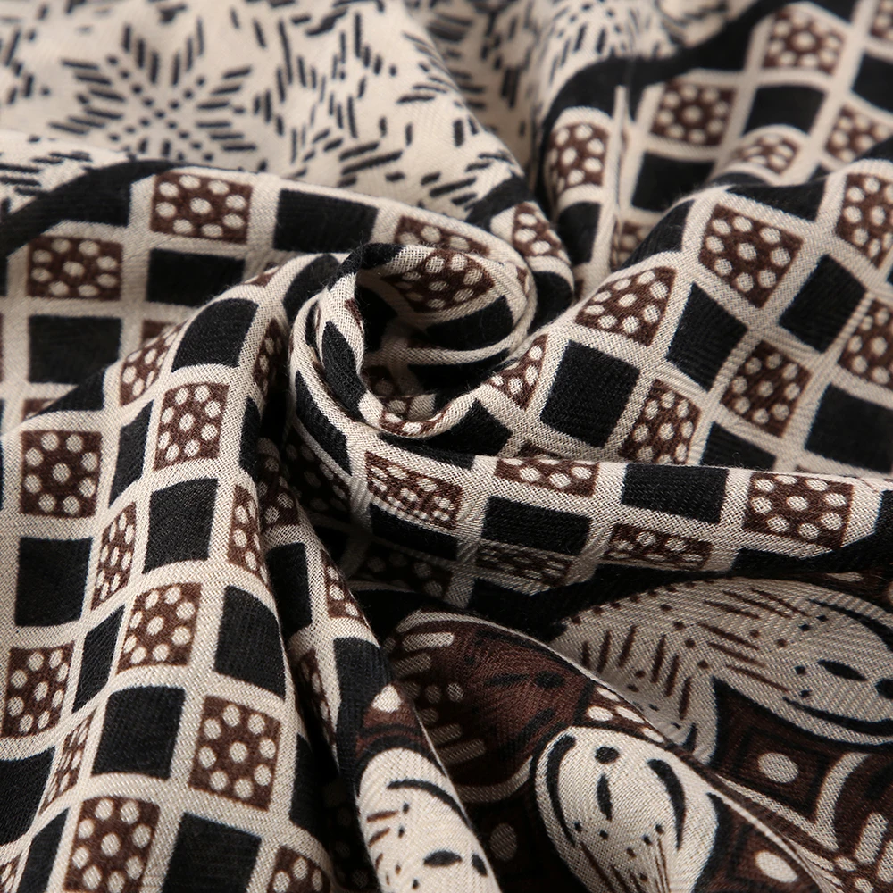 076A0227