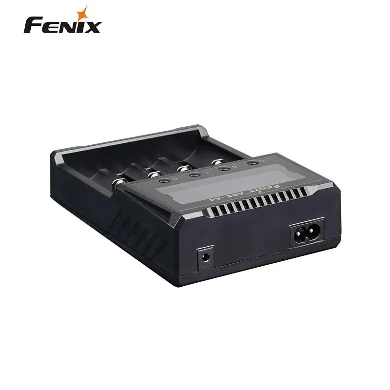 Новинка Fenix ARE-A4 четырехканальное умное зарядное устройство совместимо с типами литий-ионных и никель-металл-гидридных/никель-кадмиевых аккумуляторов