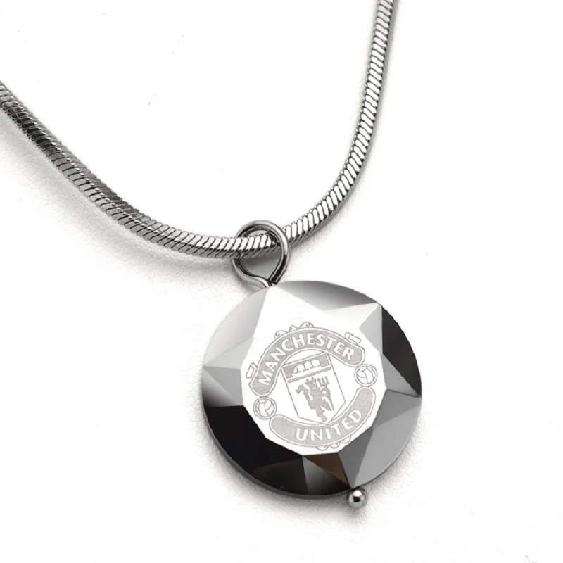 ICEDIAMOND Hip Hop Trendy Football Club Badge Pendant, Color Cold Enamel  Made Ball Season Team Memorial Medal Necklace for Fans, 0, Brass, Cubic  Zirconia : Amazon.co.uk: Fashion