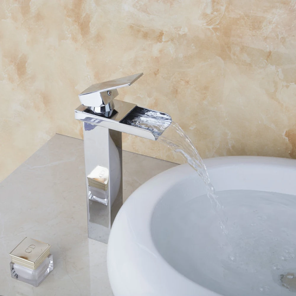 

Sumptuous and Superior in Quality Basin Faucet Chrome Polished Single Hole Single Handle Hot Cold Water Mixer Basin Faucet